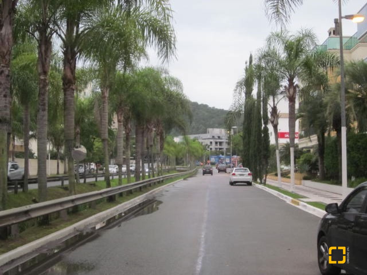 Apartamento com 115m², 6 quartos (sendo 3 suítes), 2 garagens, no bairro Jurerê Internacional em Florianópolis