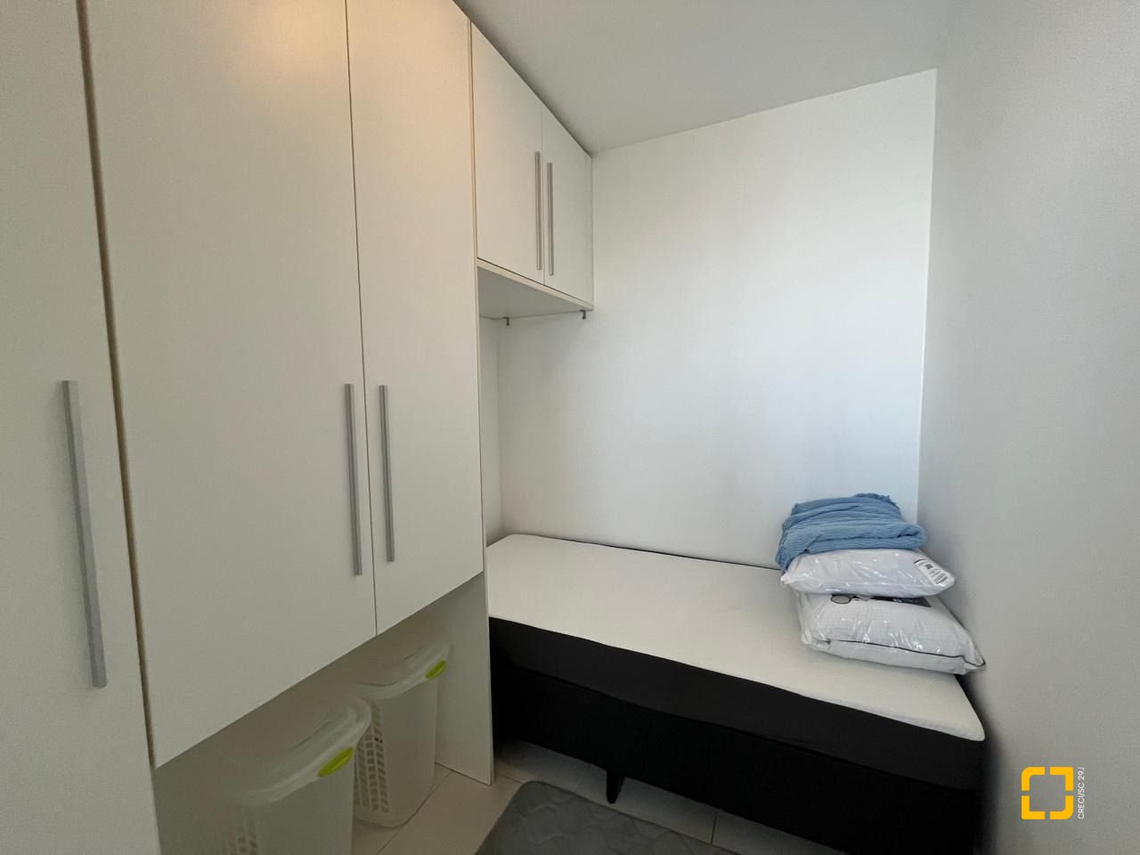 Cobertura com 209m², 4 quartos (sendo 4 suítes), 3 garagens, no bairro Cachoeira do Bom Jesus em Florianópolis