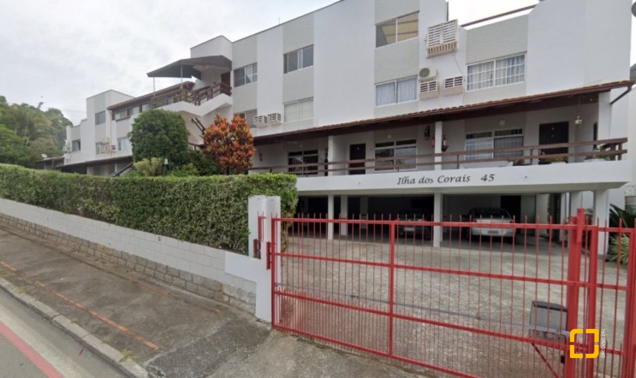 Apartamento com 83m², 2 quartos, 1 garagem, no bairro Canasvieiras em Florianópolis