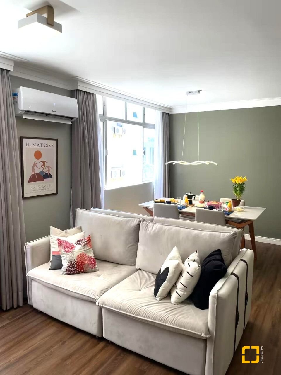 Apartamento com 77m², 3 quartos (sendo 1 suíte), 1 garagem, no bairro Agronômica em Florianópolis
