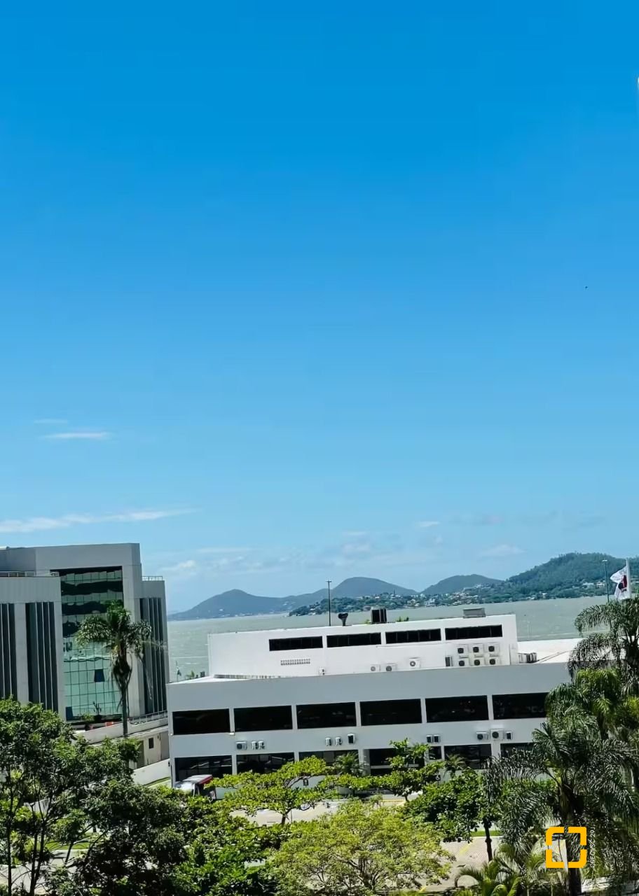 Apartamento com 77m², 3 quartos (sendo 1 suíte), 1 garagem, no bairro Agronômica em Florianópolis