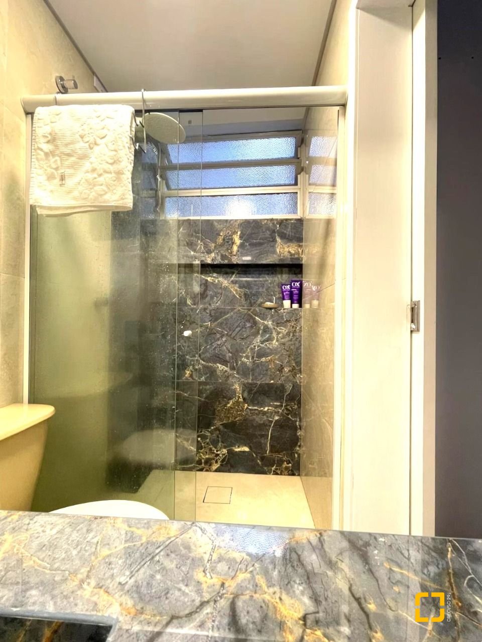 Apartamento com 77m², 3 quartos (sendo 1 suíte), 1 garagem, no bairro Agronômica em Florianópolis