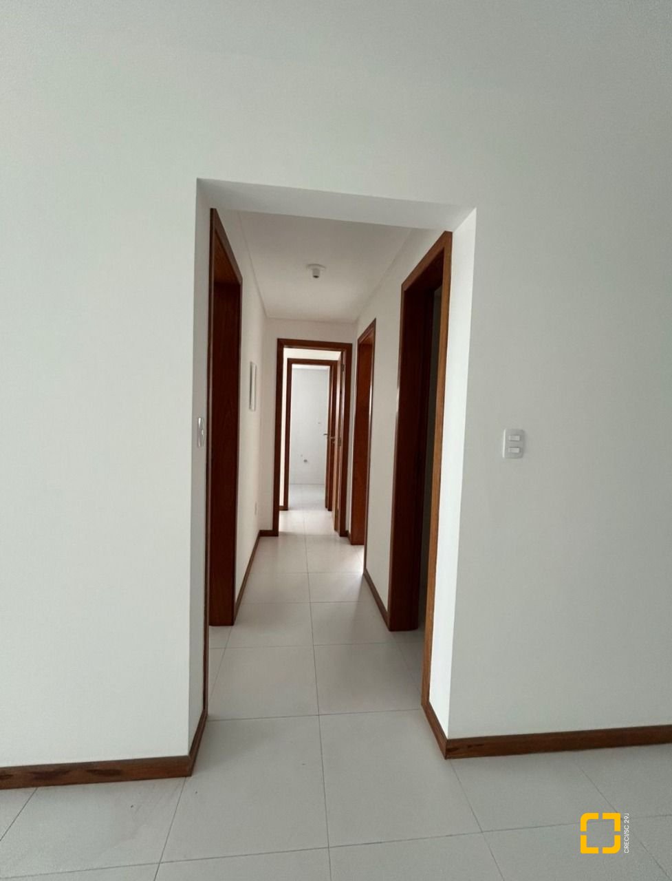 Apartamento com 90m², 3 quartos (sendo 1 suíte), 1 garagem, no bairro Rio Caveiras em Biguaçu
