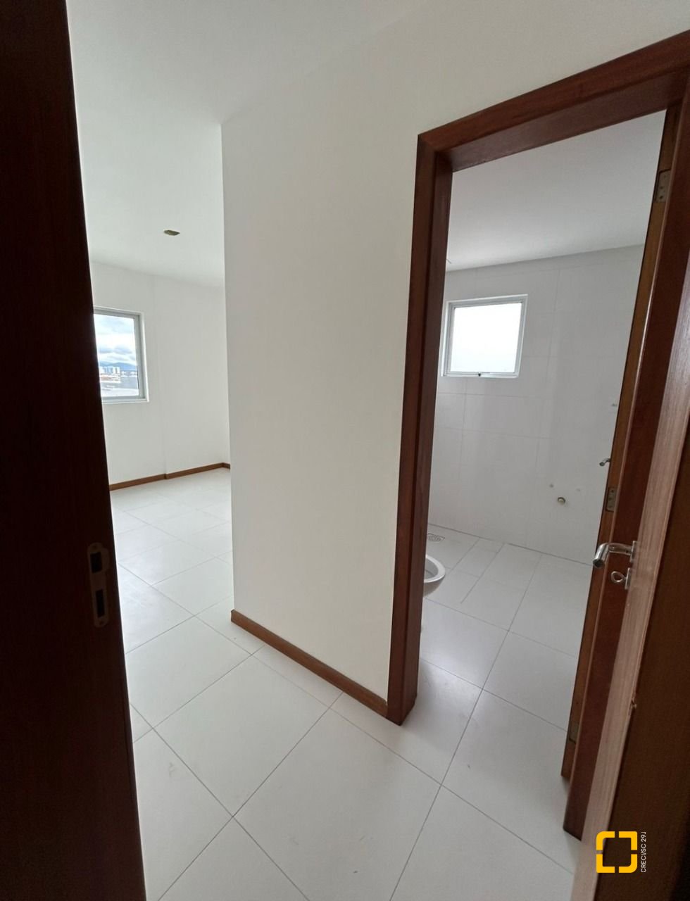 Apartamento com 90m², 3 quartos (sendo 1 suíte), 1 garagem, no bairro Rio Caveiras em Biguaçu