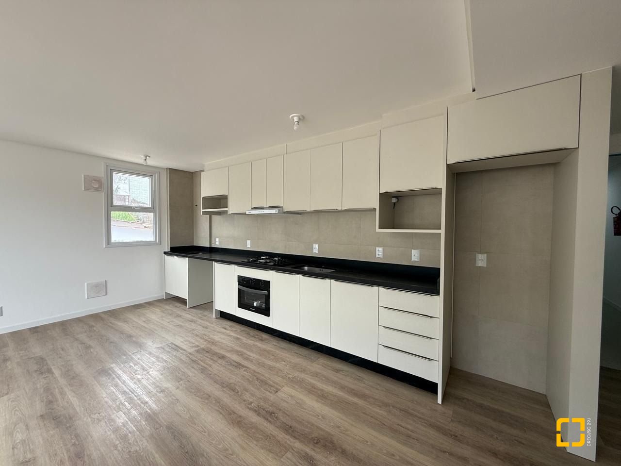 Studio com 40m², 1 quarto, 1 garagem, no bairro Centro em Florianópolis