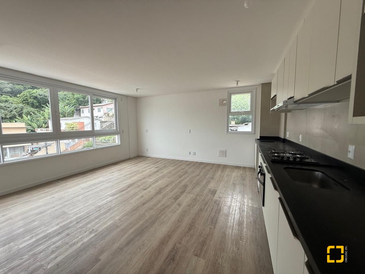 Studio com 40m², 1 quarto, 1 garagem, no bairro Centro em Florianópolis