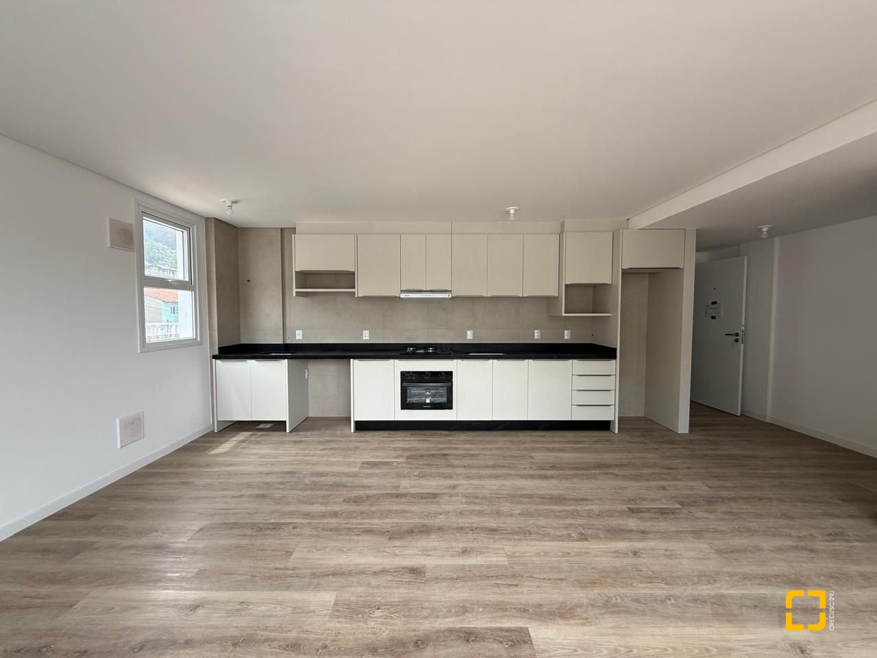 Studio com 40m², 1 quarto, 1 garagem, no bairro Centro em Florianópolis