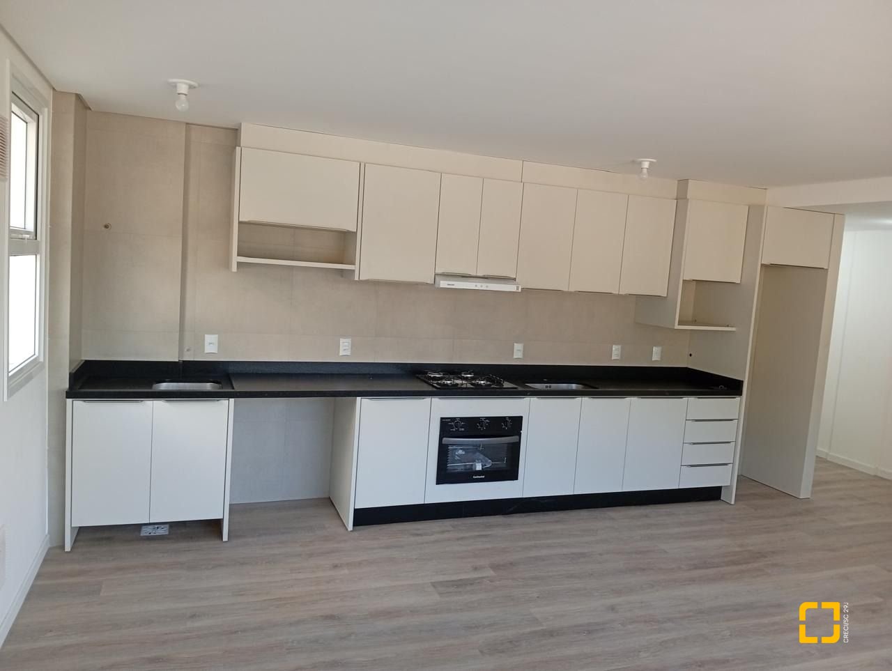Studio com 40m², 1 quarto, 1 garagem, no bairro Centro em Florianópolis