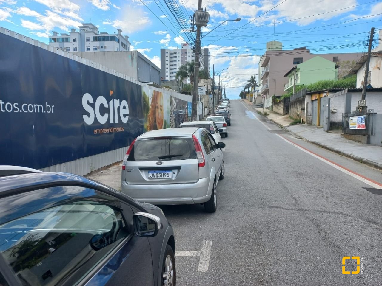 Casa com 98m², 12 quartos (sendo 2 suítes), 1 garagem, no bairro Barreiros em São José