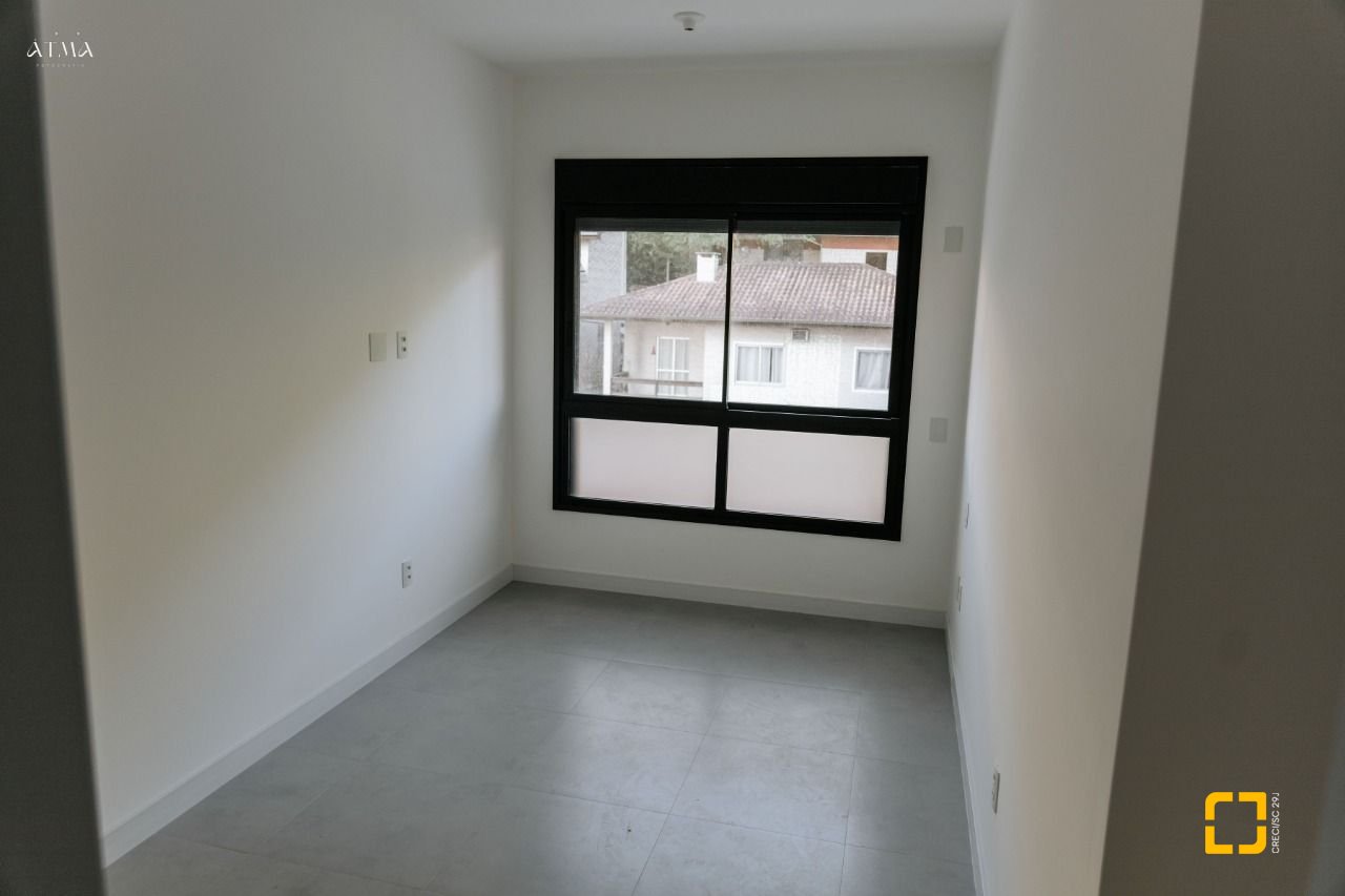 Apartamento com 67m², 3 quartos (sendo 1 suíte), 1 garagem, no bairro Centro em Florianópolis