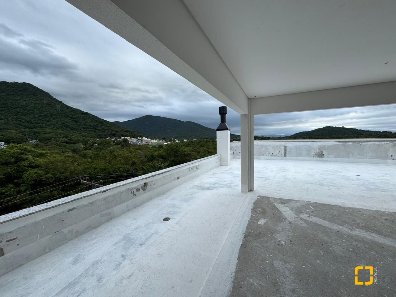 Studio com 32m², 2 quartos (sendo 1 suíte), 1 garagem, no bairro Ribeirão da Ilha em Florianópolis