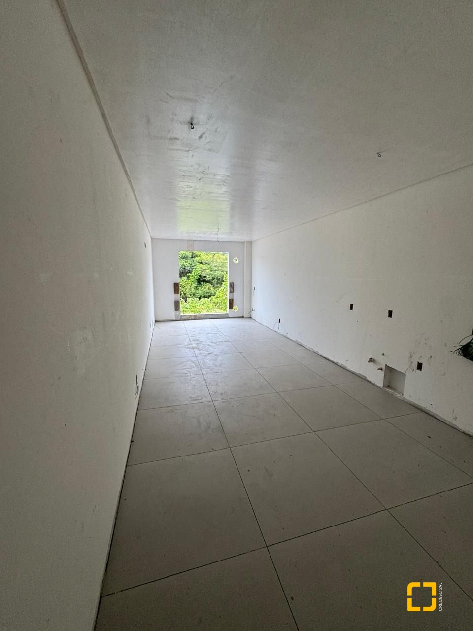 Studio com 32m², 2 quartos (sendo 1 suíte), 1 garagem, no bairro Ribeirão da Ilha em Florianópolis