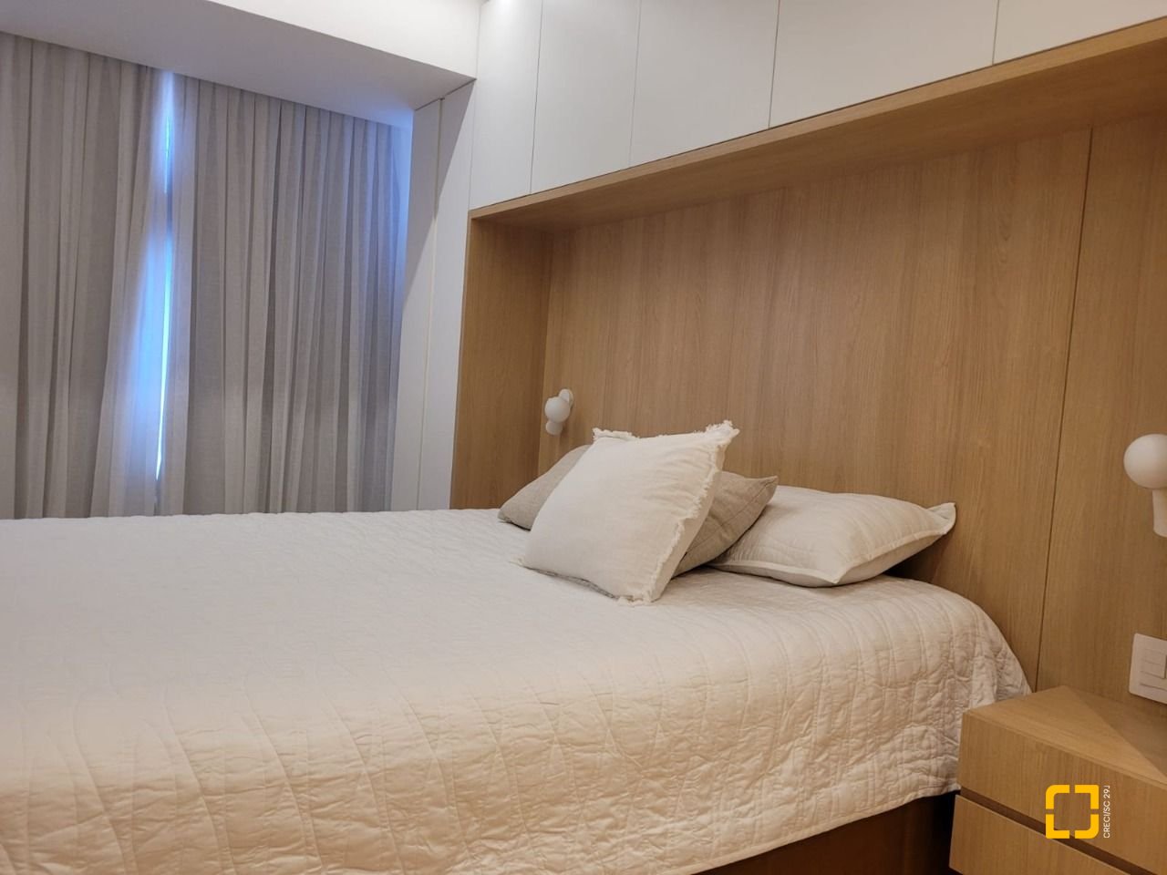 Apartamento com 73m², 3 quartos (sendo 1 suíte), 2 garagens, no bairro Centro em Florianópolis