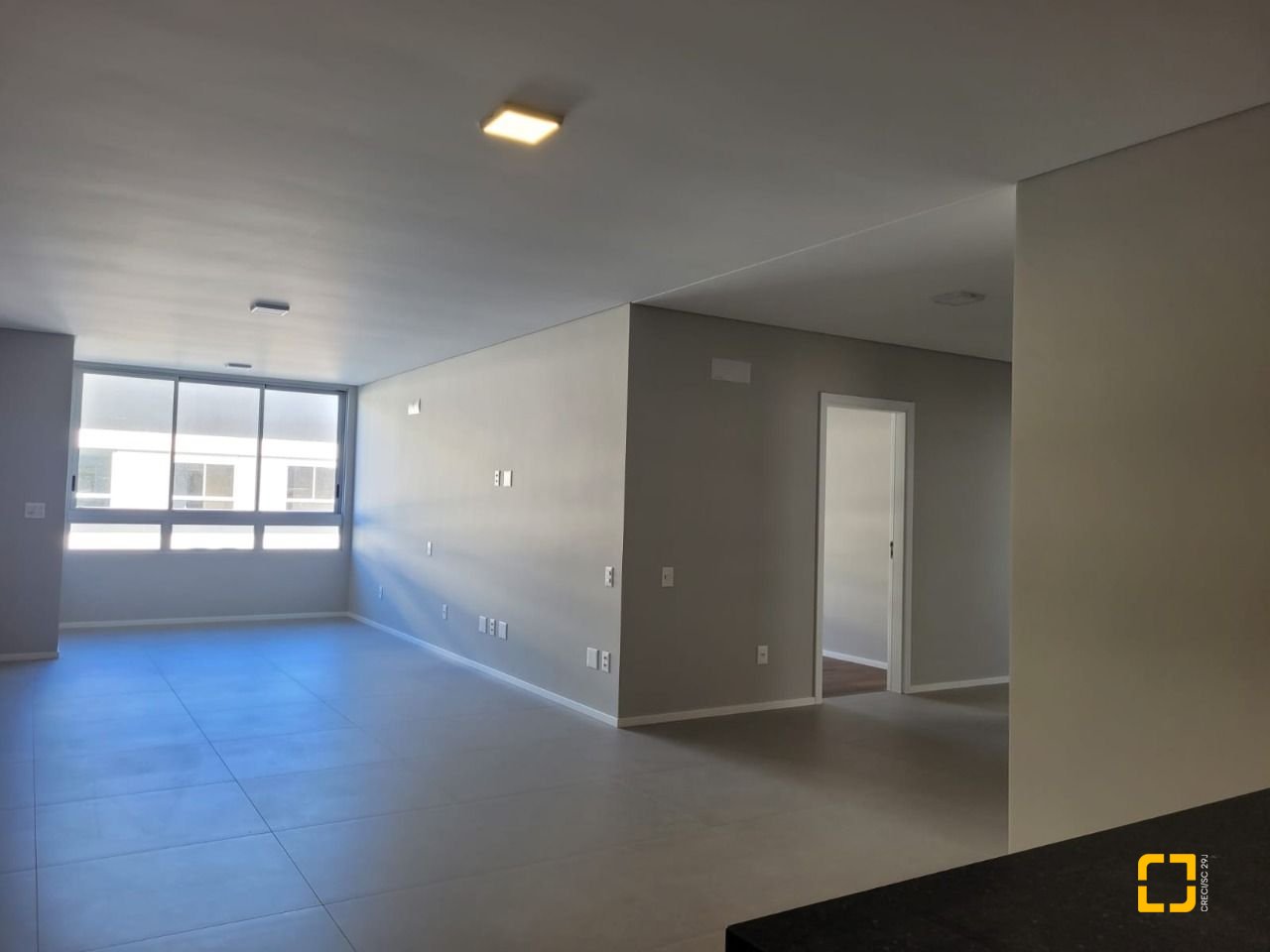 Apartamento com 139m², 6 quartos (sendo 3 suítes), 2 garagens, no bairro Jardim Atlântico em Florianópolis