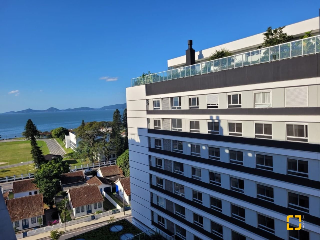 Apartamento com 139m², 6 quartos (sendo 3 suítes), 2 garagens, no bairro Jardim Atlântico em Florianópolis