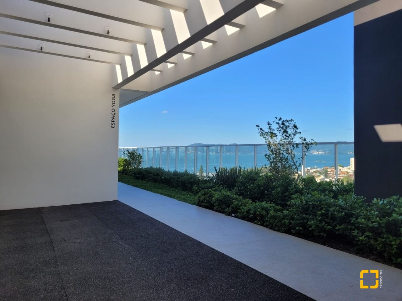 Apartamento com 139m², 6 quartos (sendo 3 suítes), 2 garagens, no bairro Jardim Atlântico em Florianópolis