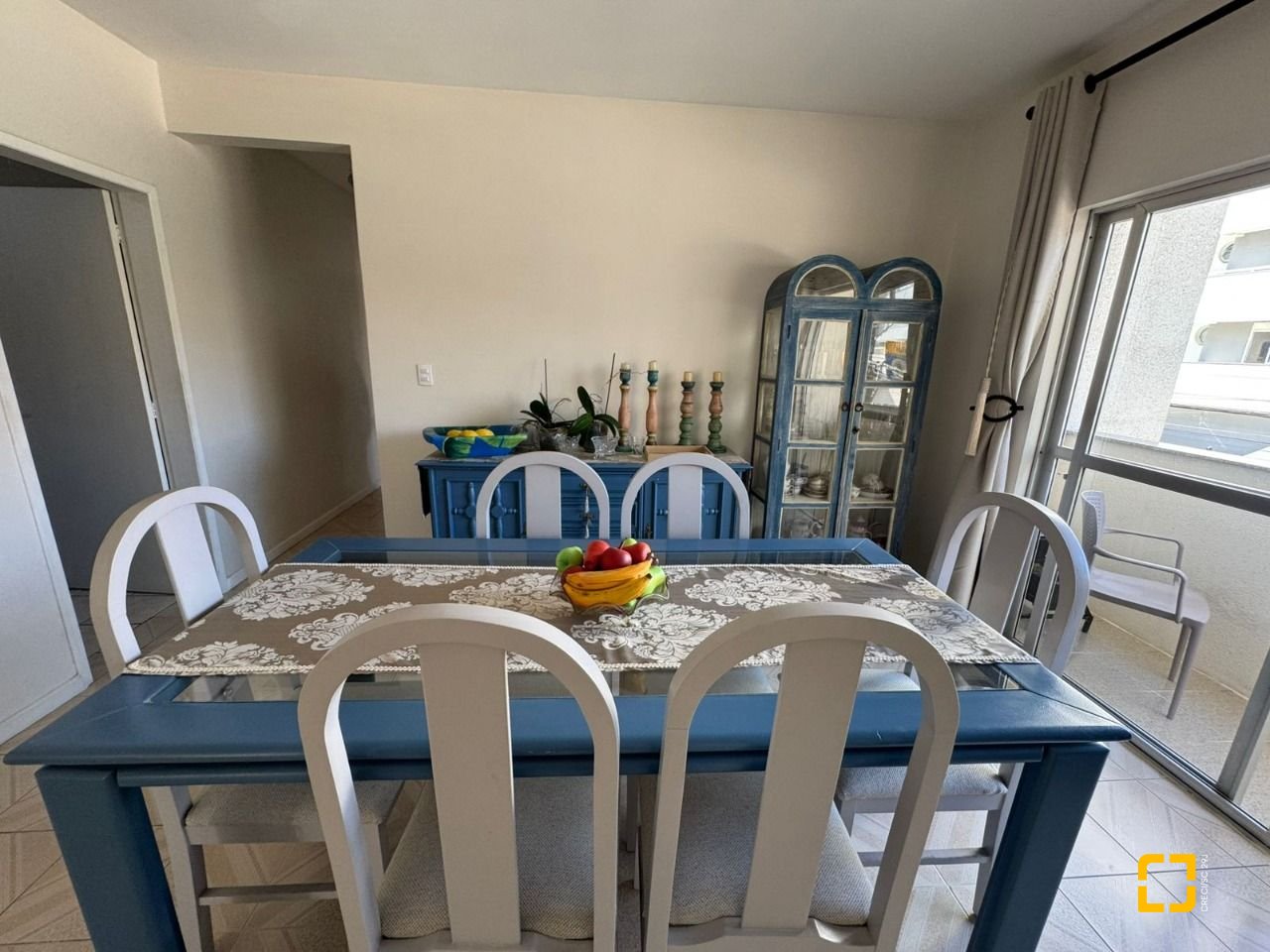 Apartamento com 163m², 5 quartos, 2 garagens, no bairro Balneário em Florianópolis