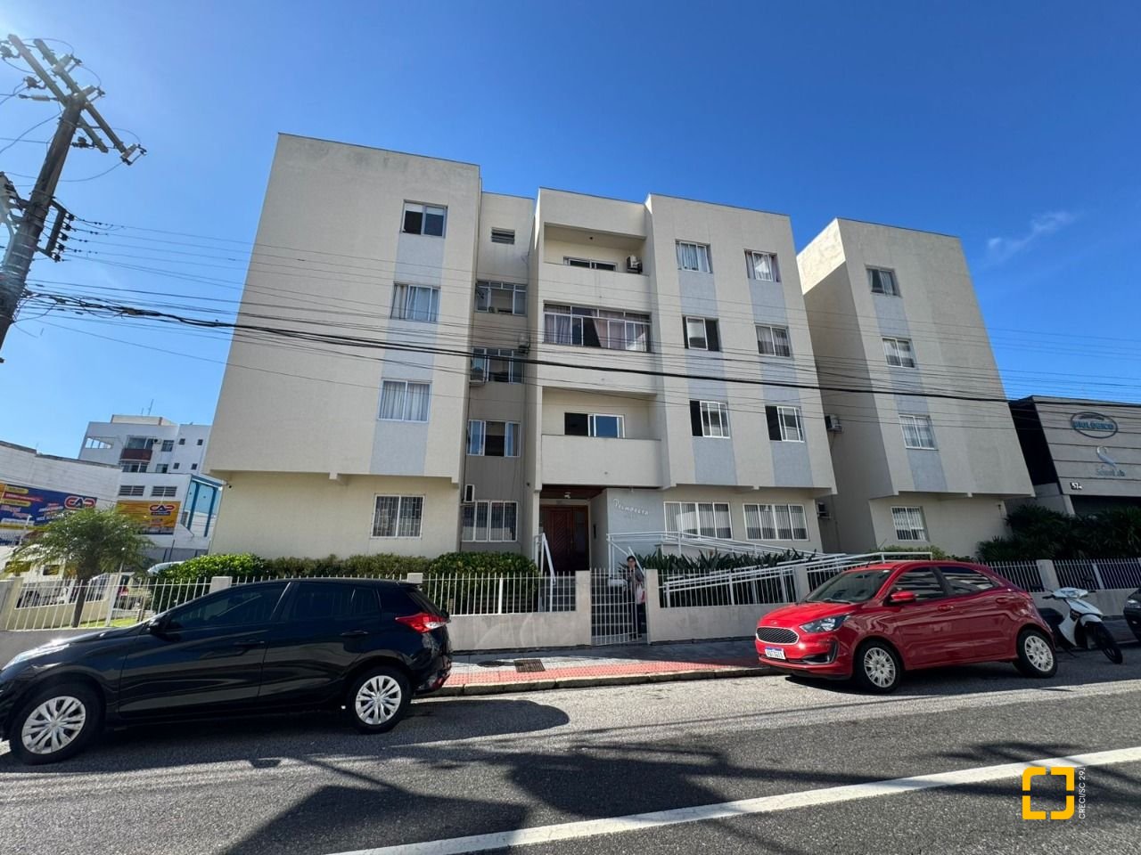 Apartamento com 163m², 5 quartos, 2 garagens, no bairro Balneário em Florianópolis