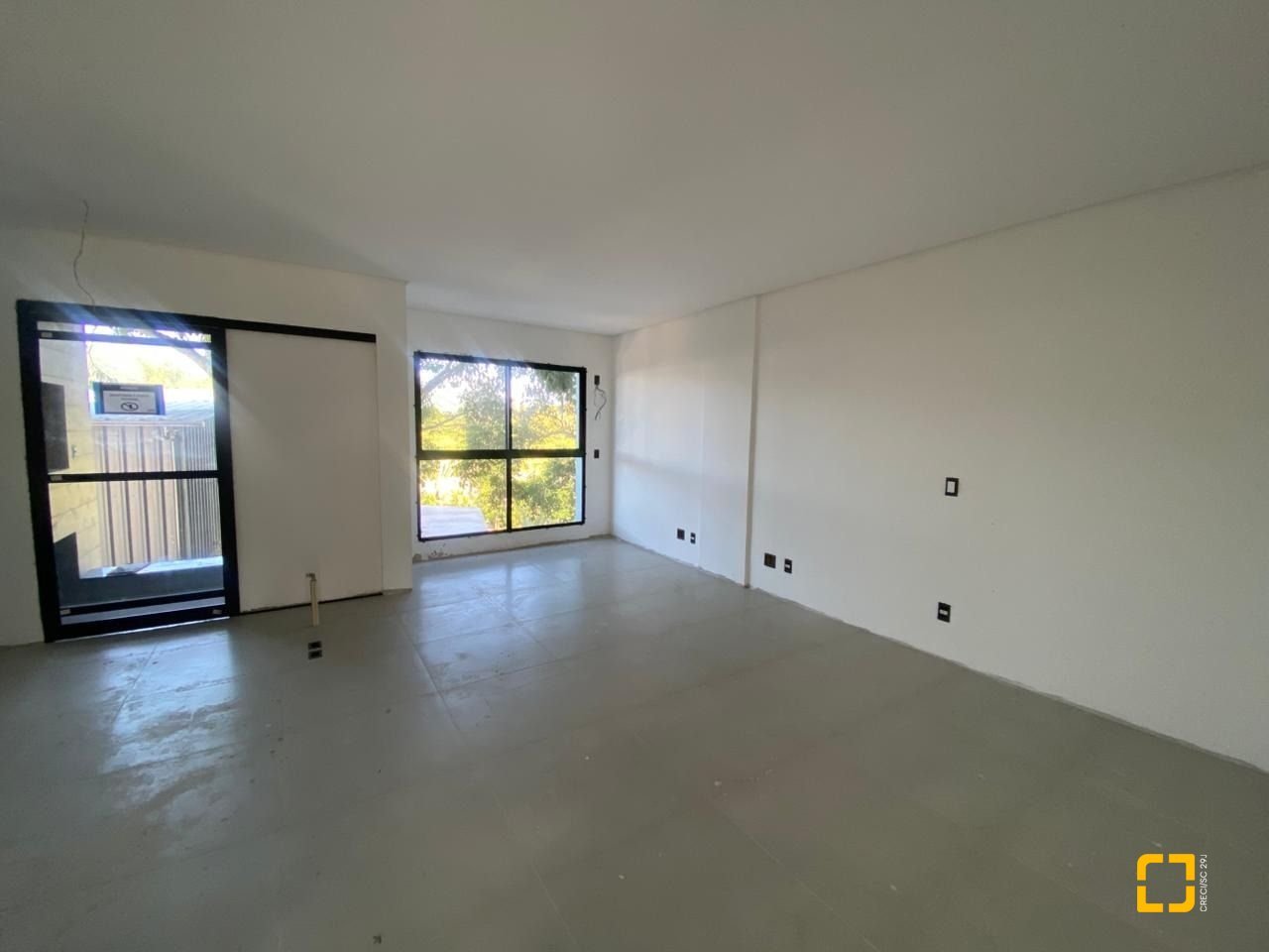 Apartamento com 53m², 1 quarto, 1 garagem, no bairro Campeche em Florianópolis
