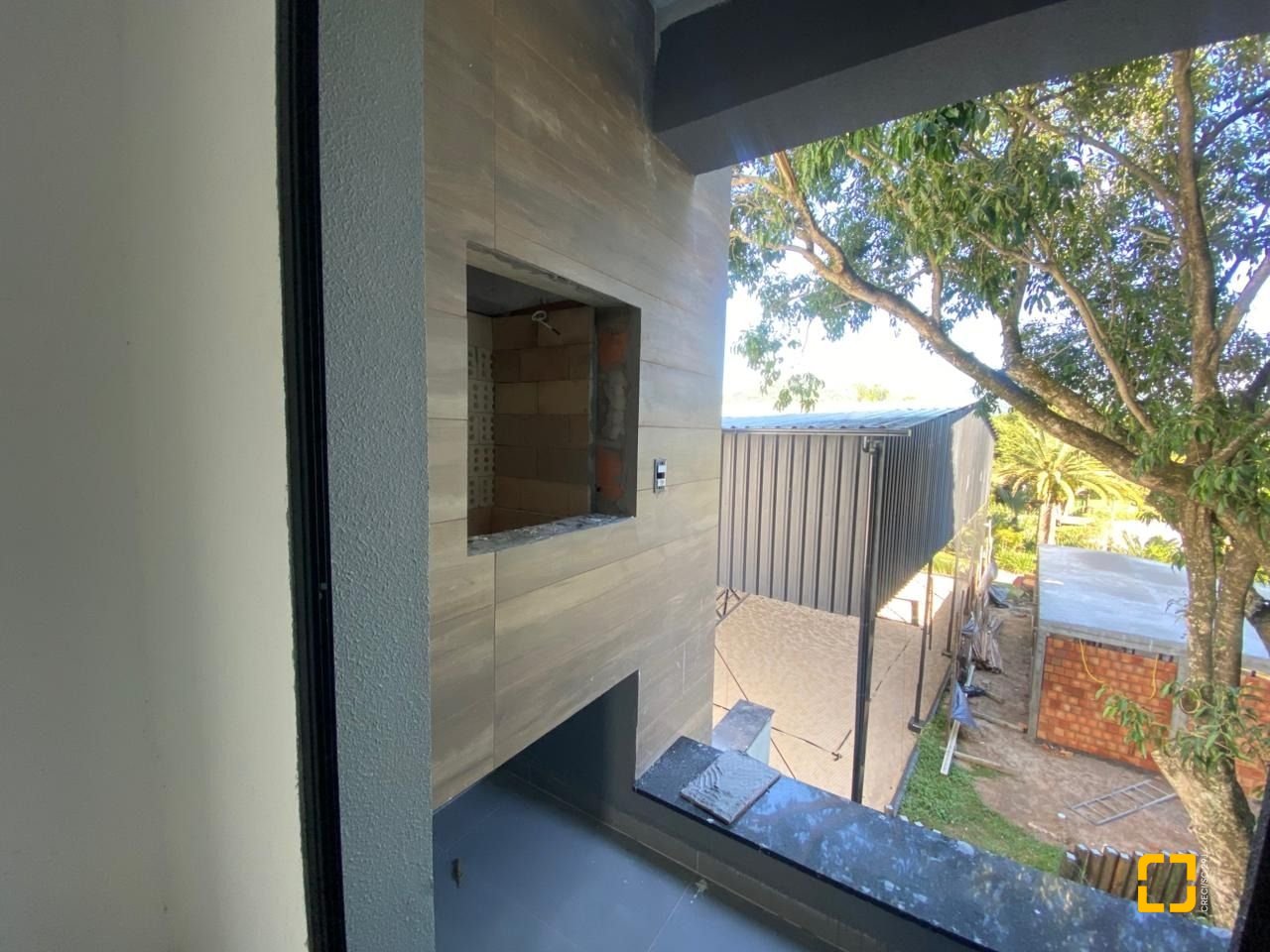 Apartamento com 53m², 1 quarto, 1 garagem, no bairro Campeche em Florianópolis