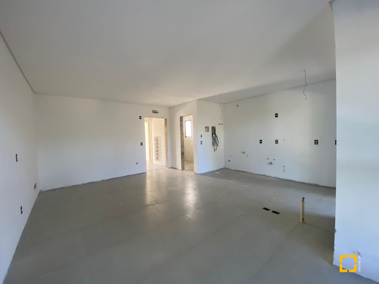 Apartamento com 53m², 1 quarto, 1 garagem, no bairro Campeche em Florianópolis