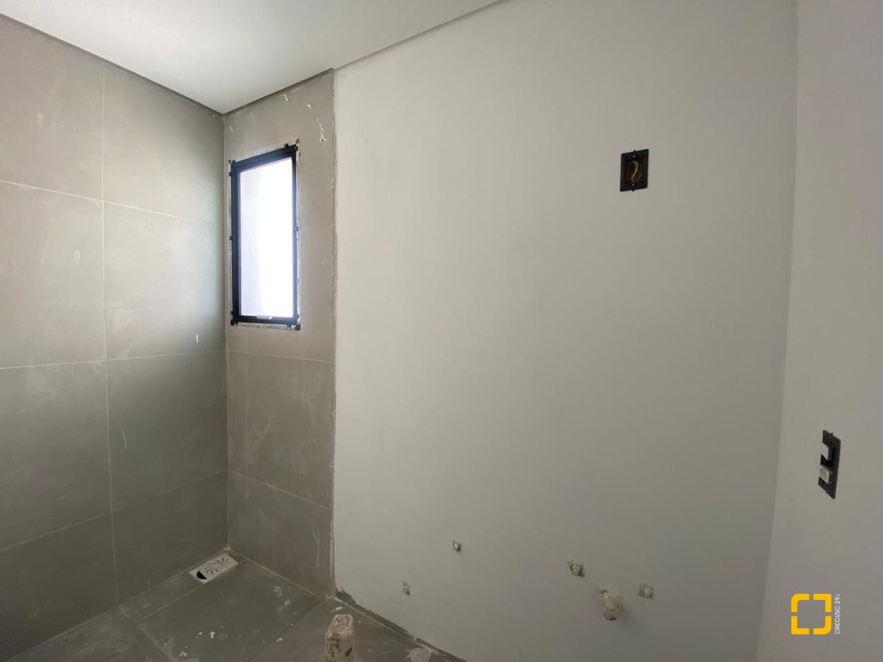 Apartamento com 53m², 1 quarto, 1 garagem, no bairro Campeche em Florianópolis