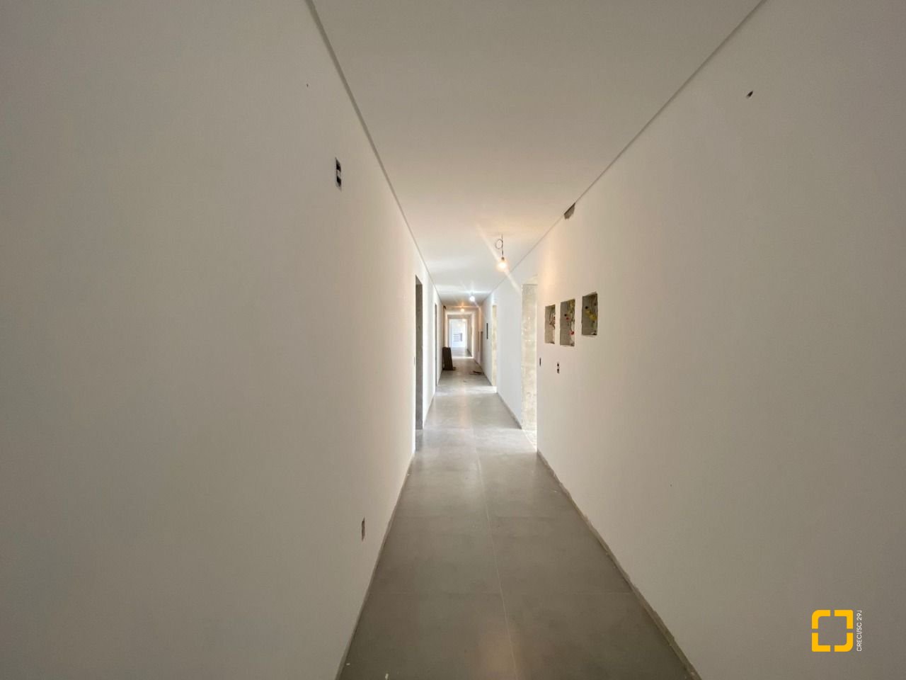 Apartamento com 53m², 1 quarto, 1 garagem, no bairro Campeche em Florianópolis