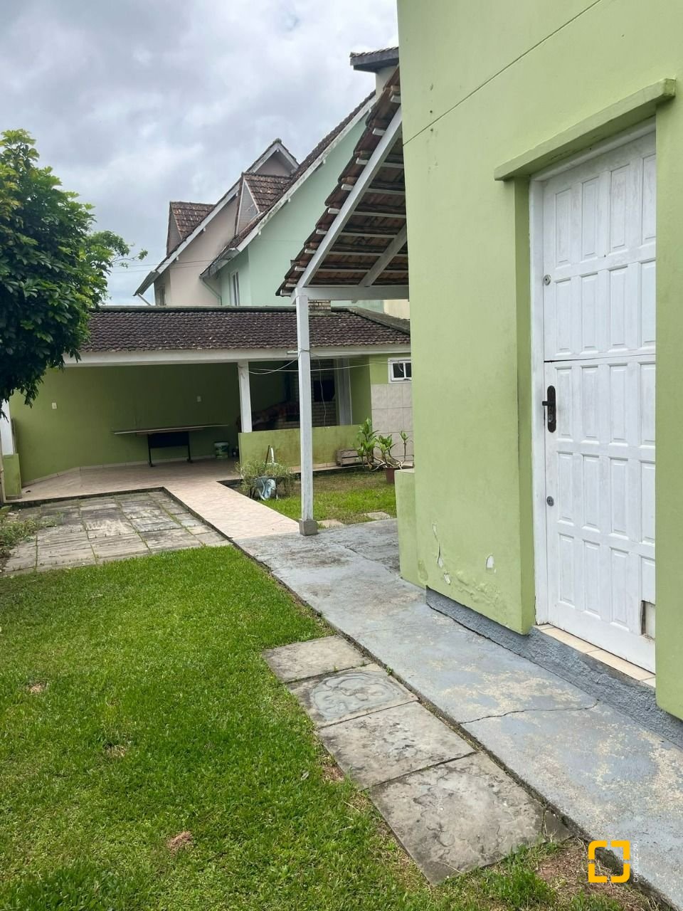 Casa com 50m², 2 quartos, 1 garagem, no bairro Vargem Grande em Florianópolis