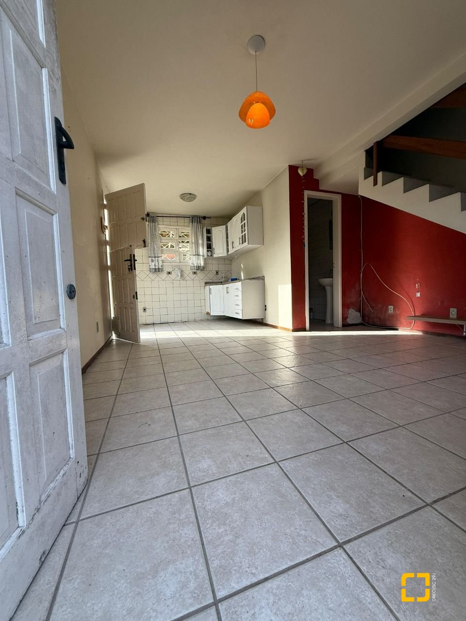 Casa com 50m², 2 quartos, 1 garagem, no bairro Vargem Grande em Florianópolis