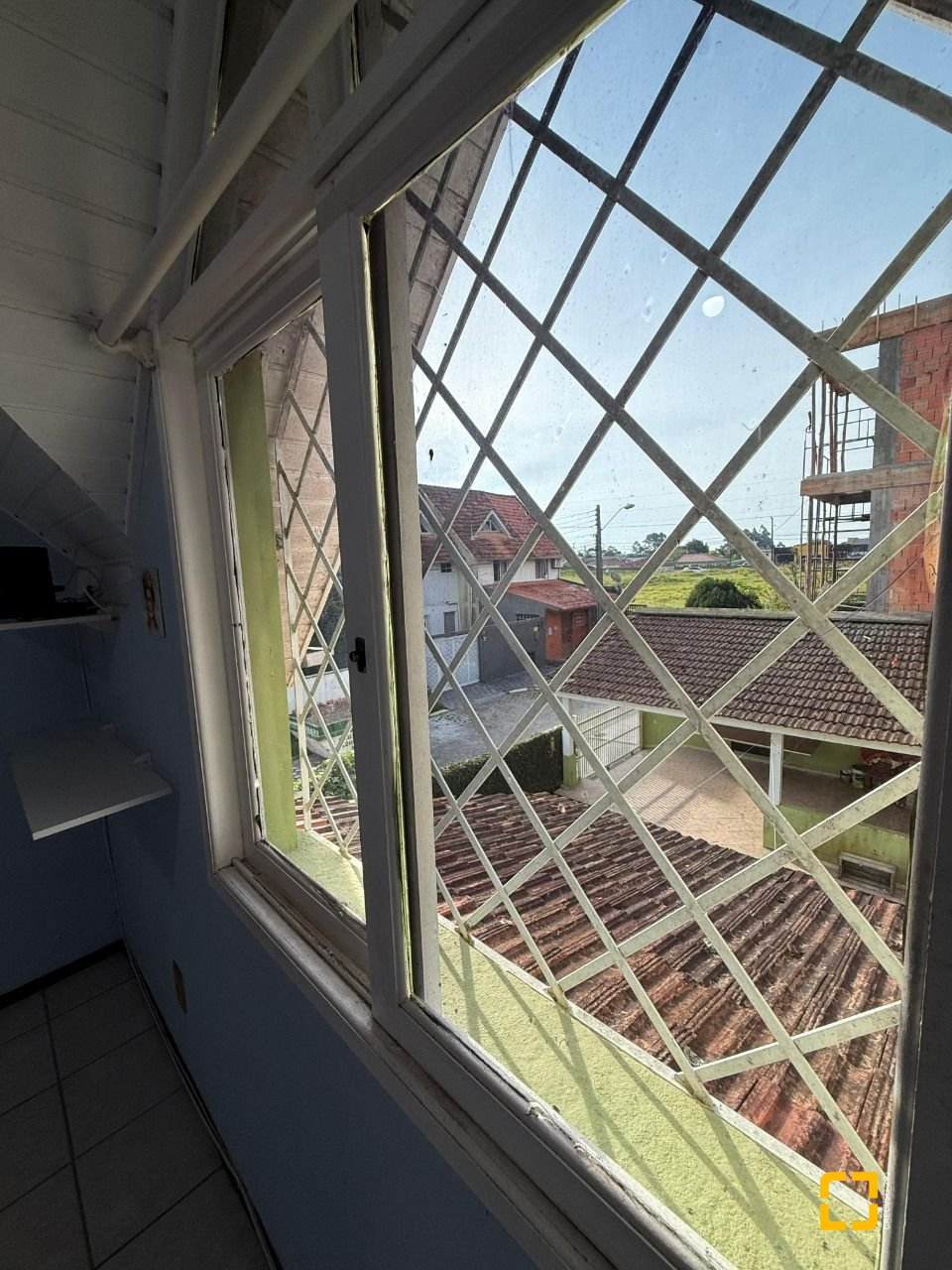 Casa com 50m², 2 quartos, 1 garagem, no bairro Vargem Grande em Florianópolis