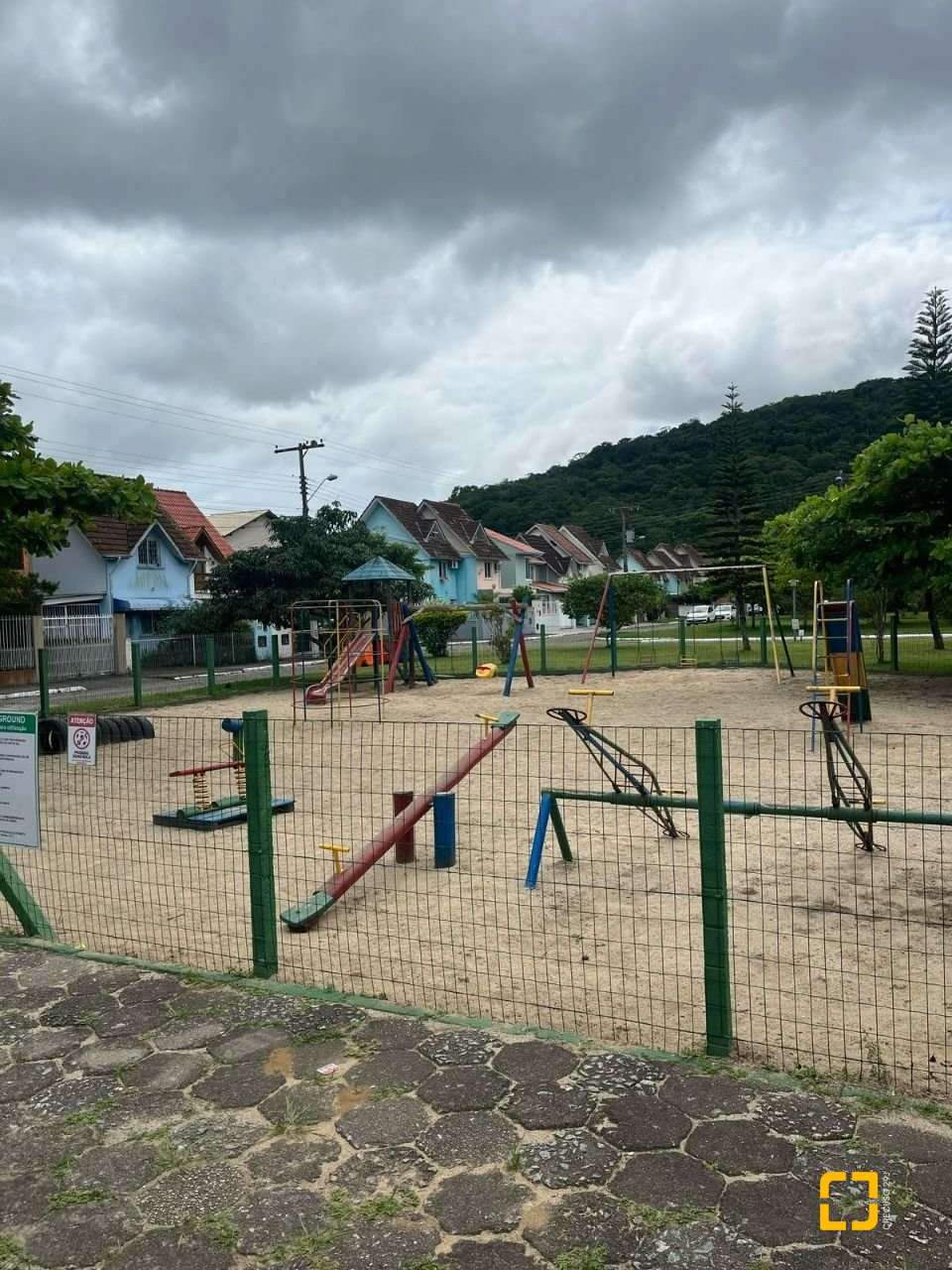 Casa com 50m², 2 quartos, 1 garagem, no bairro Vargem Grande em Florianópolis