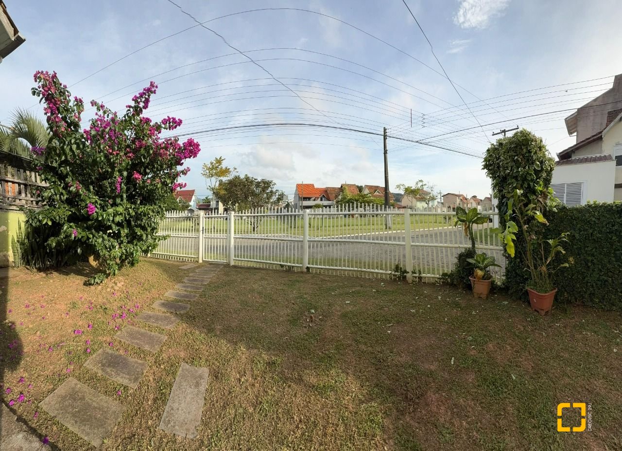 Casa com 50m², 2 quartos, 1 garagem, no bairro Vargem Grande em Florianópolis