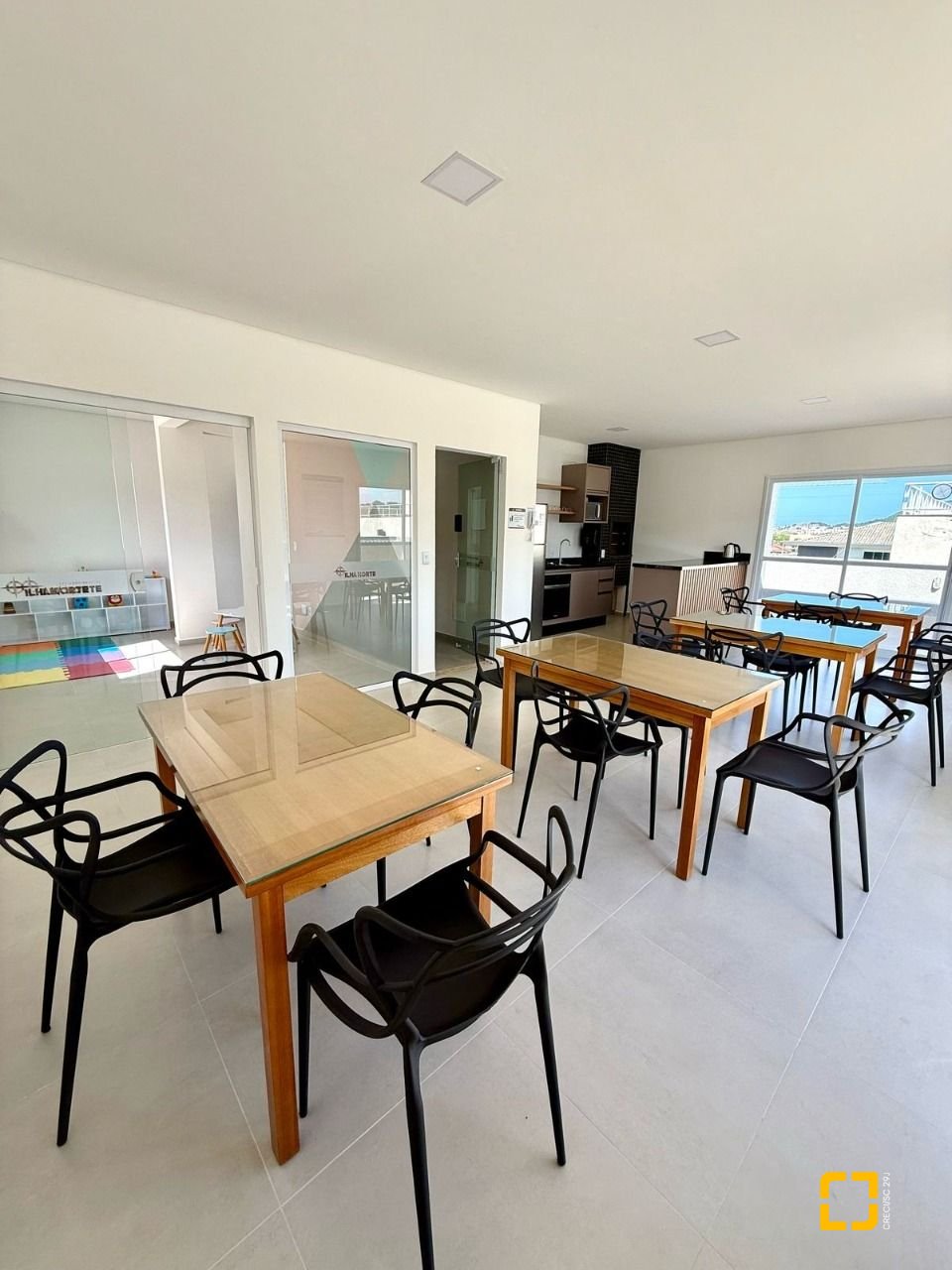 Apartamento com 90m², 3 quartos (sendo 1 suíte), 1 garagem, no bairro Ingleses em Florianópolis