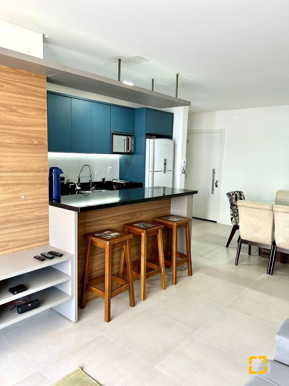 Apartamento com 112m², 4 quartos (sendo 1 suíte), 2 garagens, no bairro Ingleses em Florianópolis