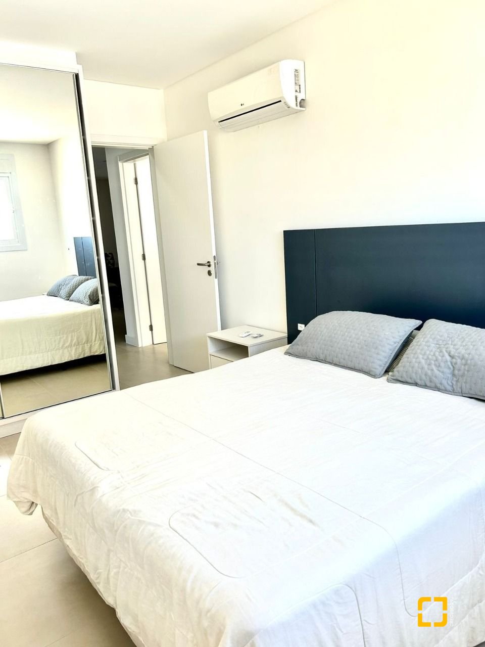 Apartamento com 112m², 4 quartos (sendo 1 suíte), 2 garagens, no bairro Ingleses em Florianópolis