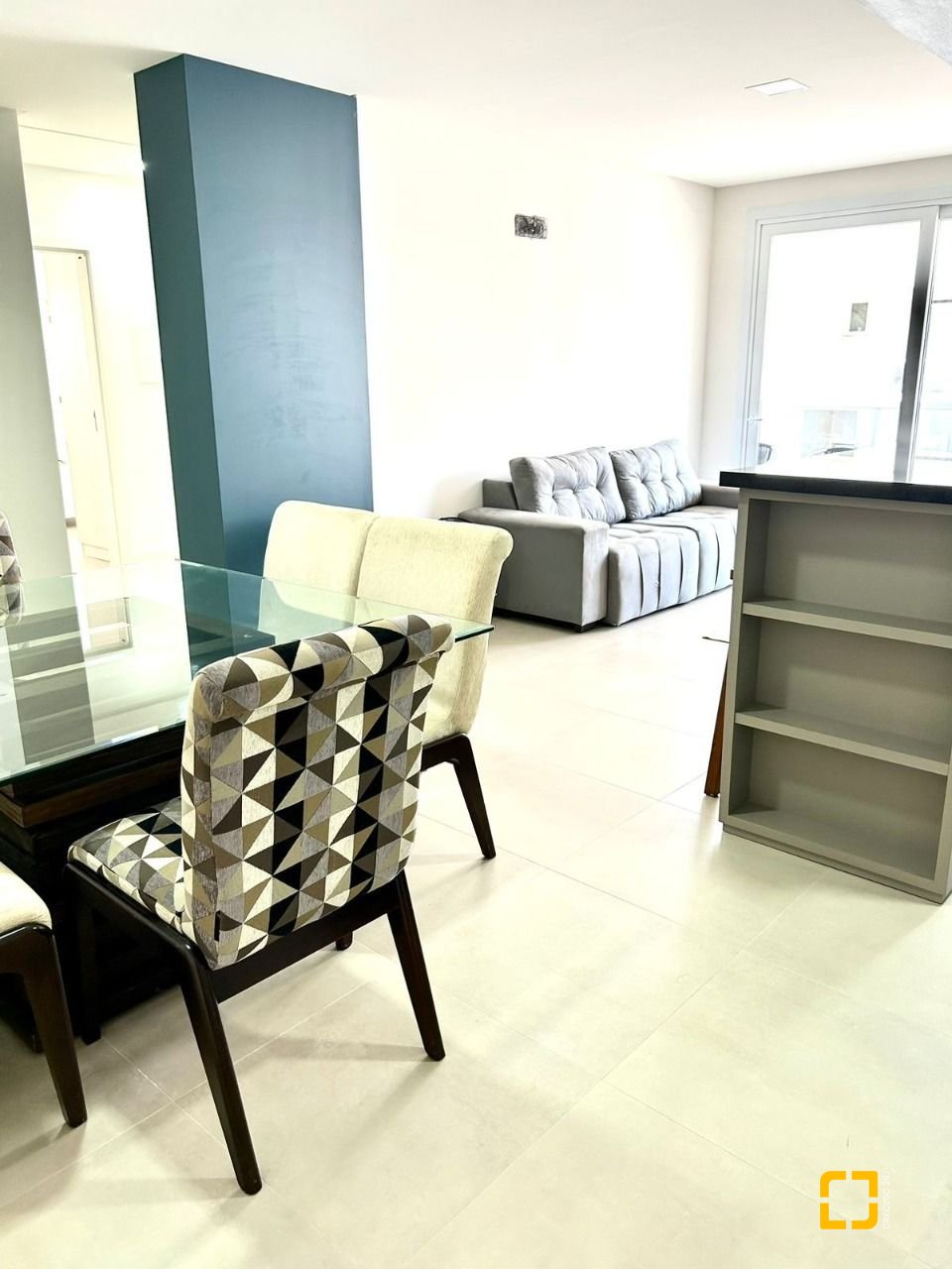 Apartamento com 112m², 4 quartos (sendo 1 suíte), 2 garagens, no bairro Ingleses em Florianópolis