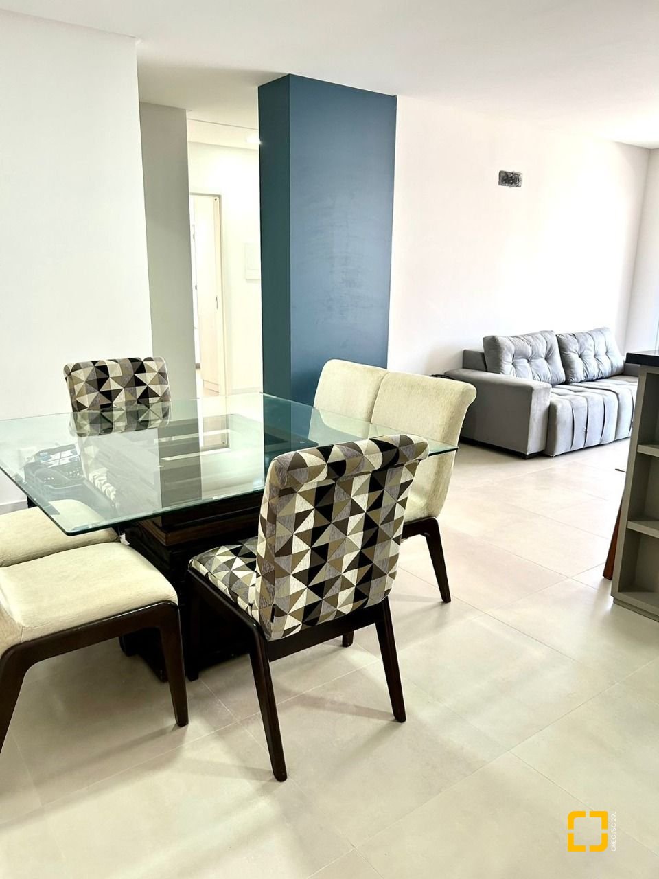 Apartamento com 112m², 4 quartos (sendo 1 suíte), 2 garagens, no bairro Ingleses em Florianópolis