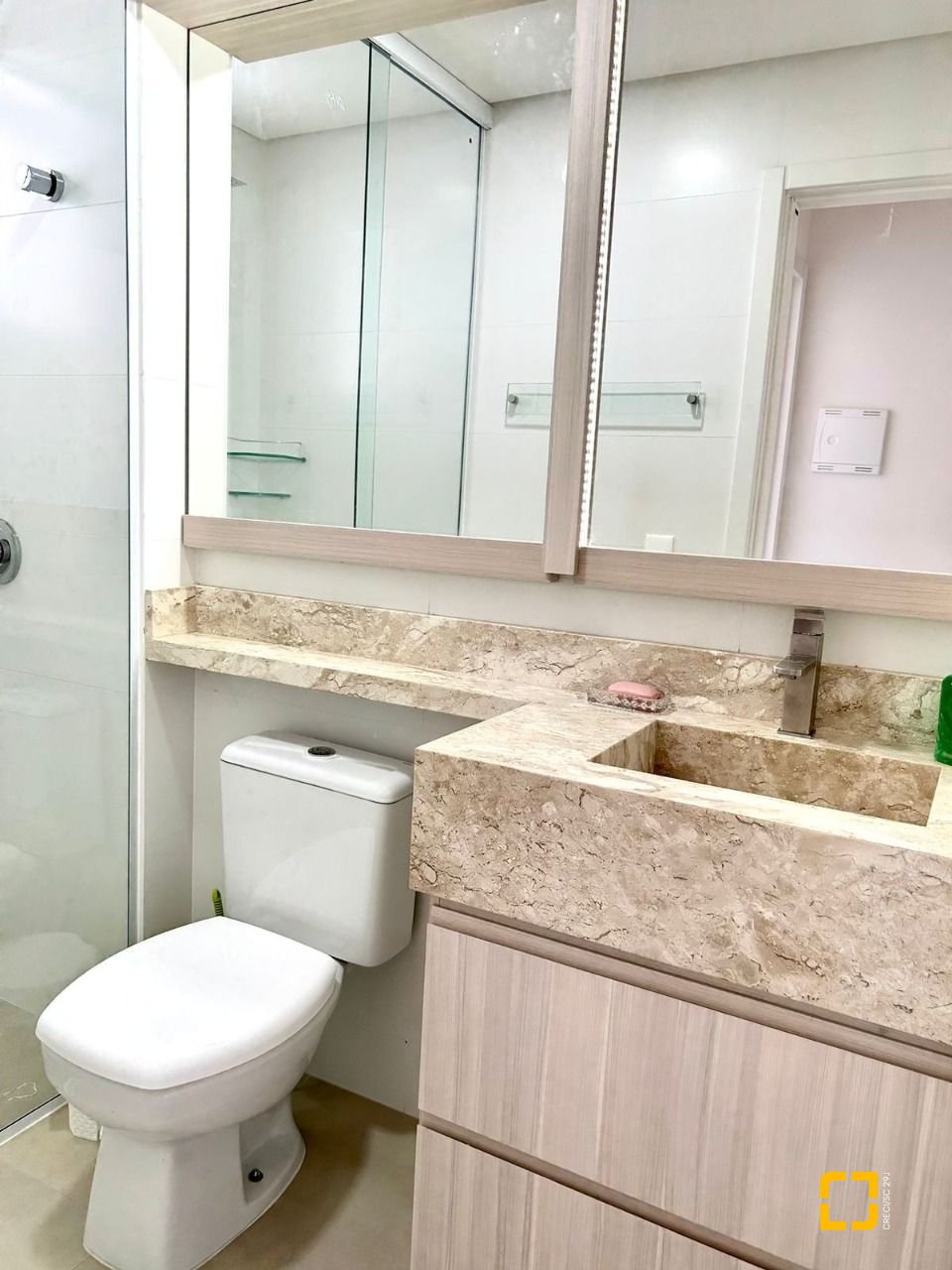 Apartamento com 112m², 4 quartos (sendo 1 suíte), 2 garagens, no bairro Ingleses em Florianópolis