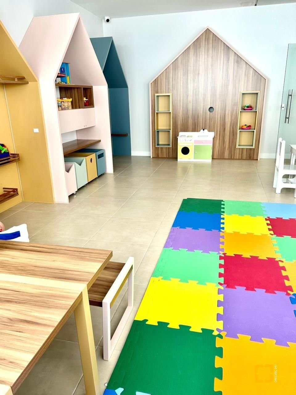 Apartamento com 112m², 4 quartos (sendo 1 suíte), 2 garagens, no bairro Ingleses em Florianópolis