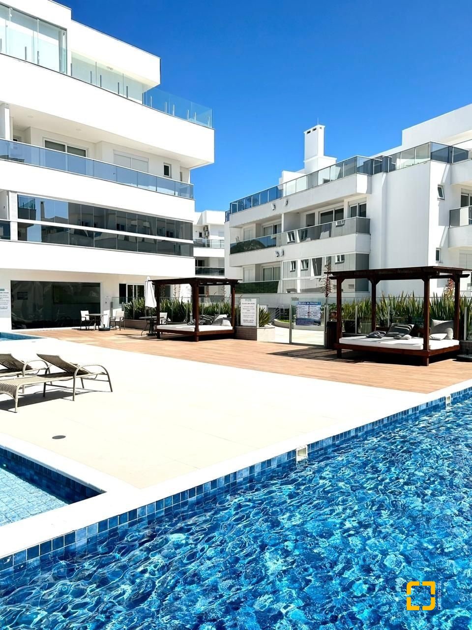 Apartamento com 112m², 4 quartos (sendo 1 suíte), 2 garagens, no bairro Ingleses em Florianópolis