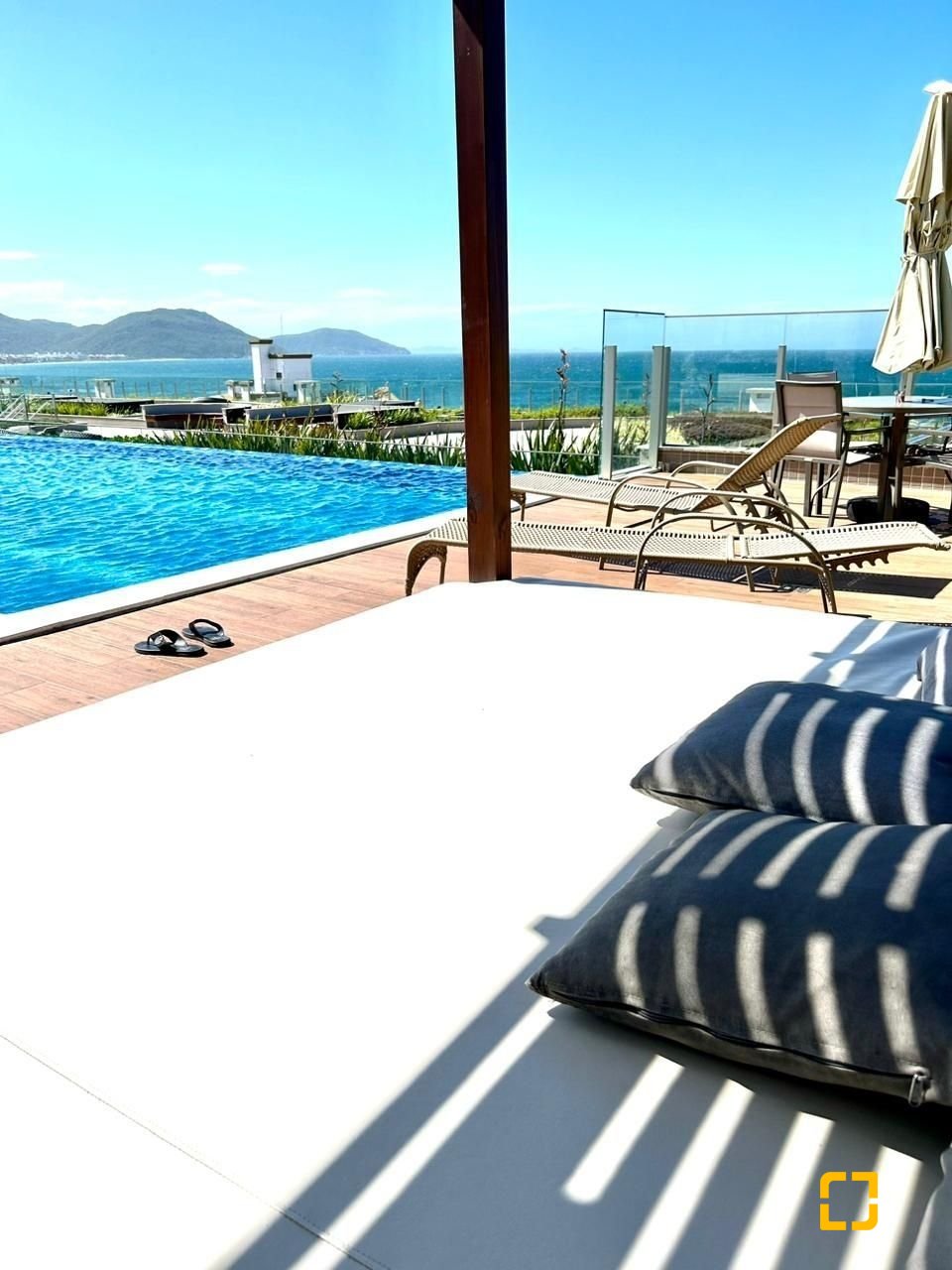 Apartamento com 112m², 4 quartos (sendo 1 suíte), 2 garagens, no bairro Ingleses em Florianópolis