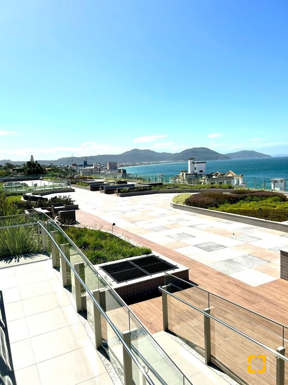 Apartamento com 112m², 4 quartos (sendo 1 suíte), 2 garagens, no bairro Ingleses em Florianópolis