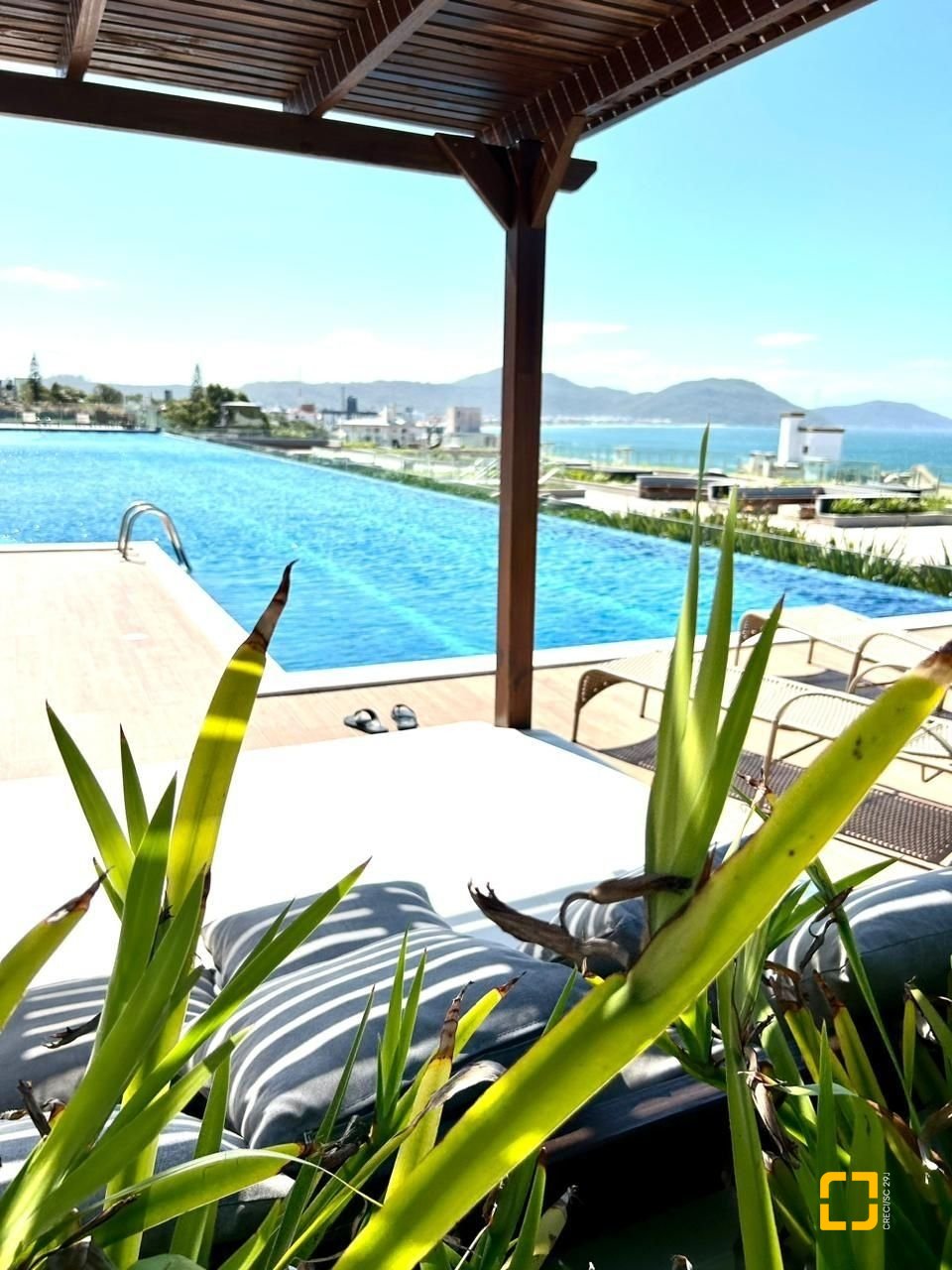 Apartamento com 112m², 4 quartos (sendo 1 suíte), 2 garagens, no bairro Ingleses em Florianópolis