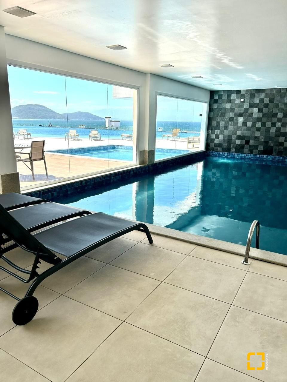Apartamento com 112m², 4 quartos (sendo 1 suíte), 2 garagens, no bairro Ingleses em Florianópolis