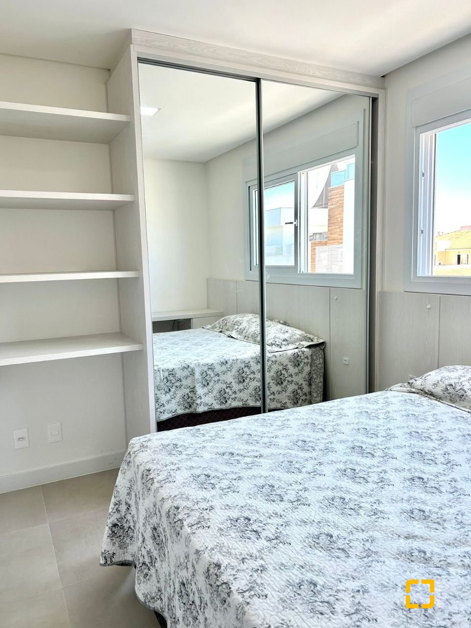 Apartamento com 112m², 4 quartos (sendo 1 suíte), 2 garagens, no bairro Ingleses em Florianópolis