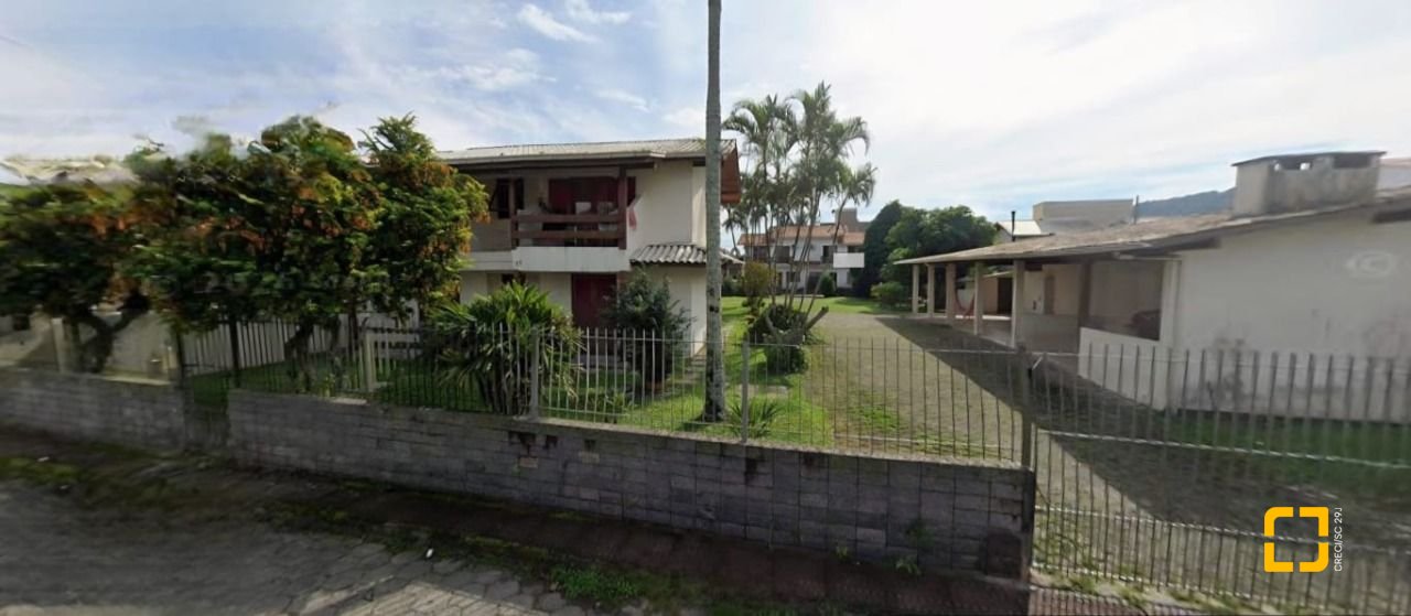 Terreno com 1606m², no bairro Cachoeira do Bom Jesus em Florianópolis