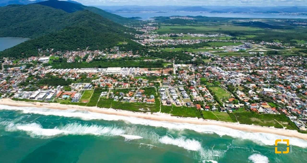 Apartamento com 45m², 1 quarto, 1 garagem, no bairro Morro das Pedras em Florianópolis