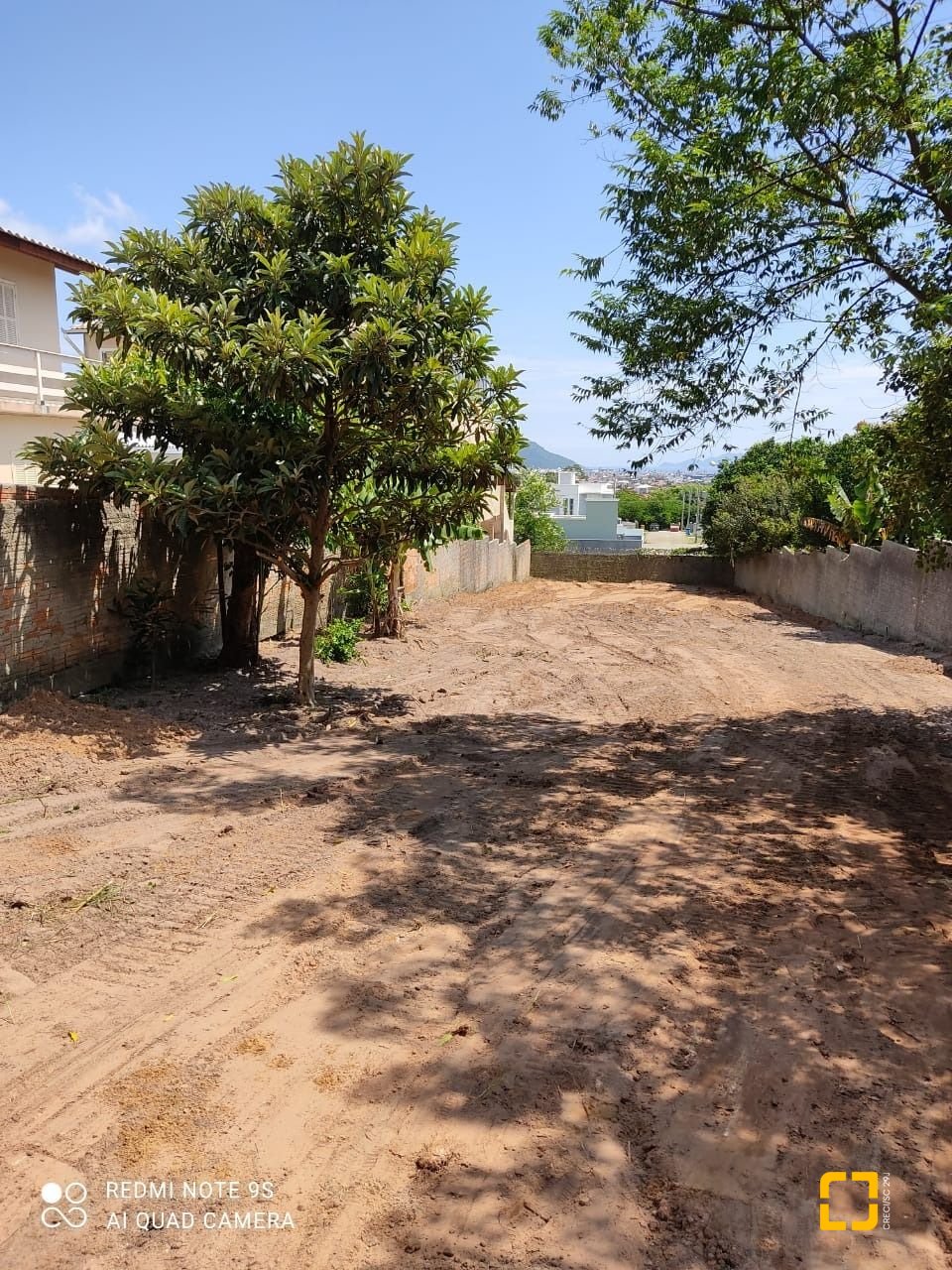 Terreno com 770m², no bairro Ingleses do Rio Vermelho em Florianópolis