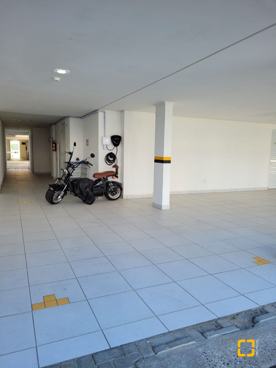 Apartamento com 78m², 4 quartos (sendo 2 suítes), 1 garagem, no bairro Ingleses em Florianópolis