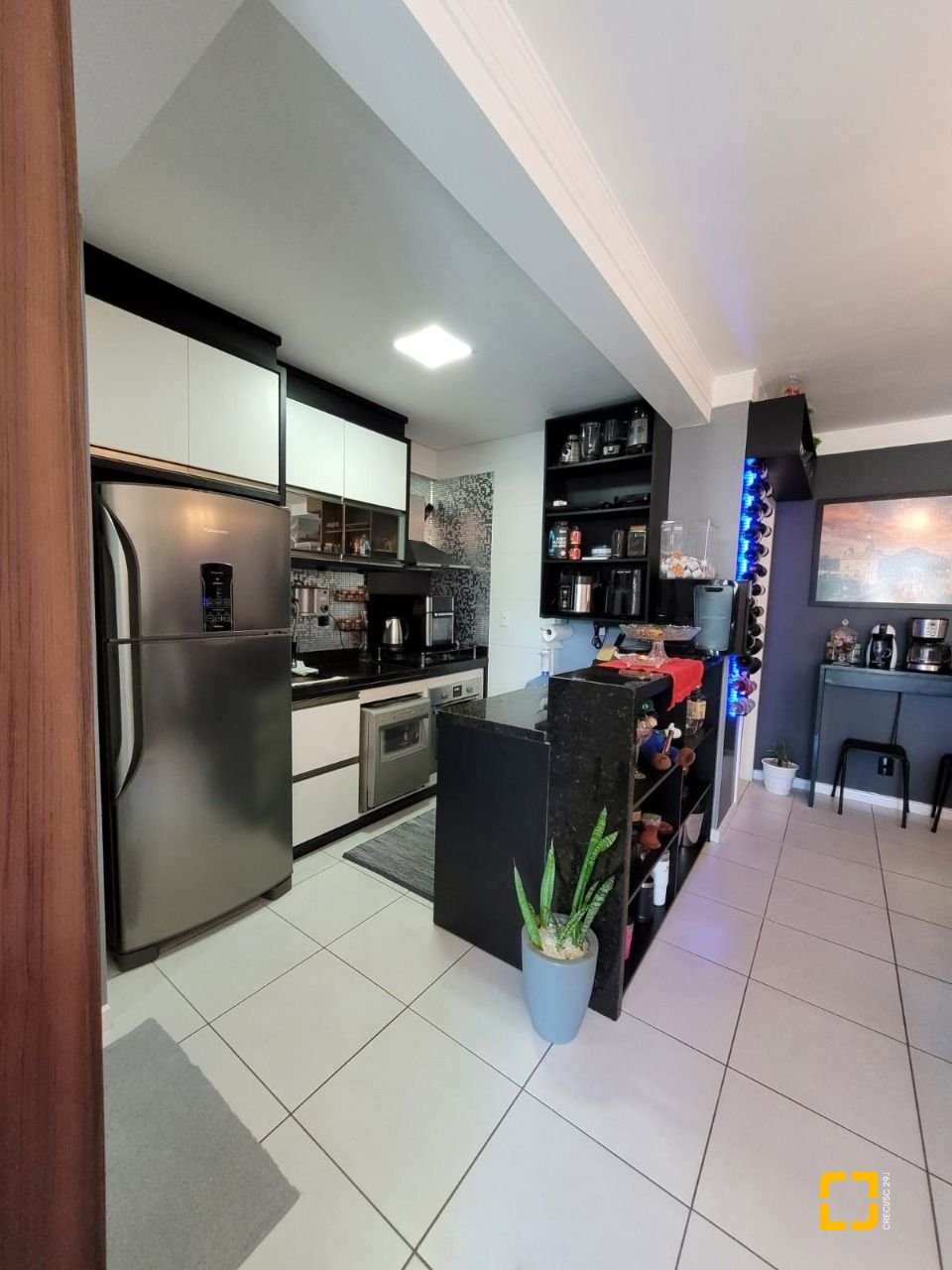 Apartamento com 78m², 4 quartos (sendo 2 suítes), 1 garagem, no bairro Ingleses em Florianópolis